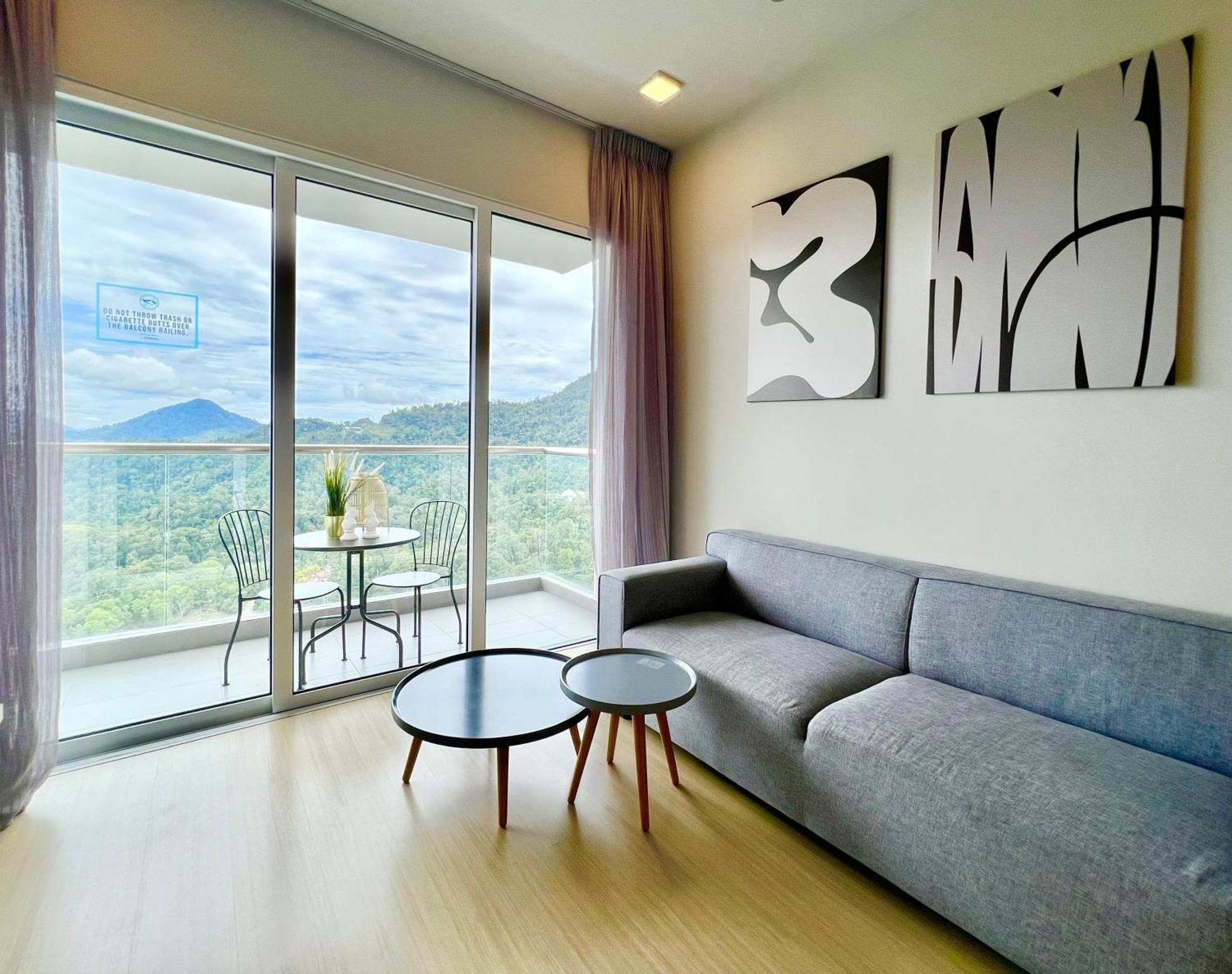 Apartment Electus At Windmill Upon Hills Genting - Free Wifi & Tv Box & Parking *